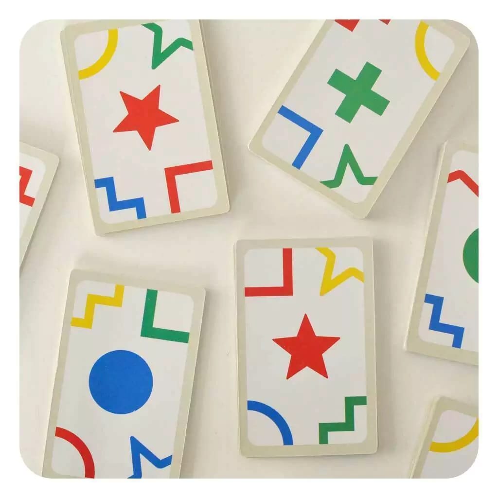 Esquinados, otra propuesta lúdica con cartas, diseñada por un danés