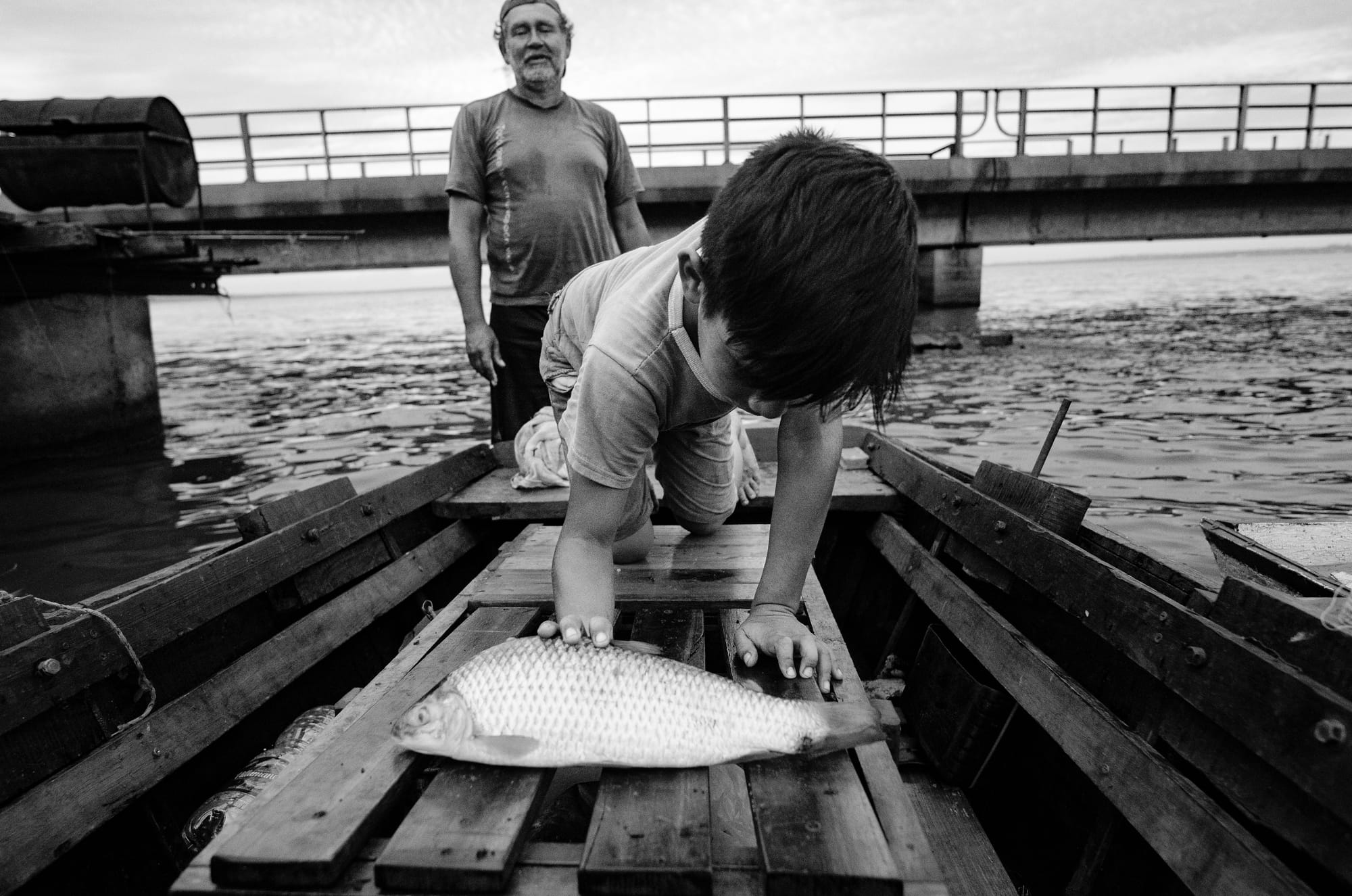 Many people who made a living from fishing lost jobs, roots and identity | Photo: Marcos Otaño